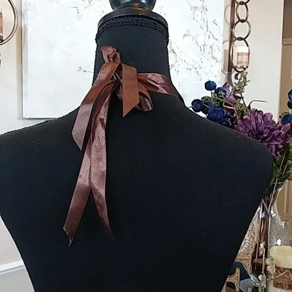 NWOT Stunning Chocolate Multi Strands Beaded Necklace - Picture 11 of 17